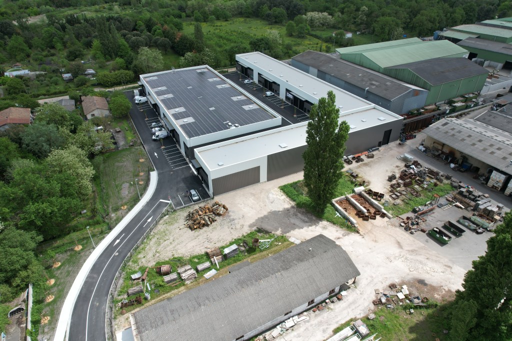 Projet de parc artisanal à Mérignac.
Bâtiment en charpente métallique et bardage métallique